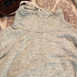 Grey maternity sweatshirt